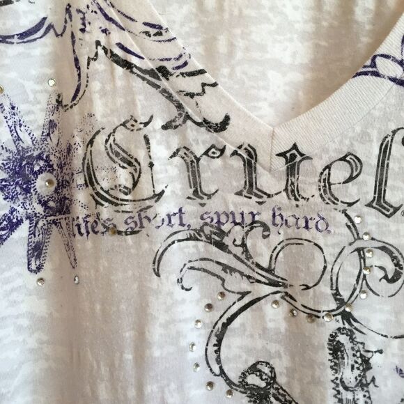 ‎CRUEL
GIRL GRAPHIC BURNOUT T-SHIRT IN WHITE - Picture 3 of 6
